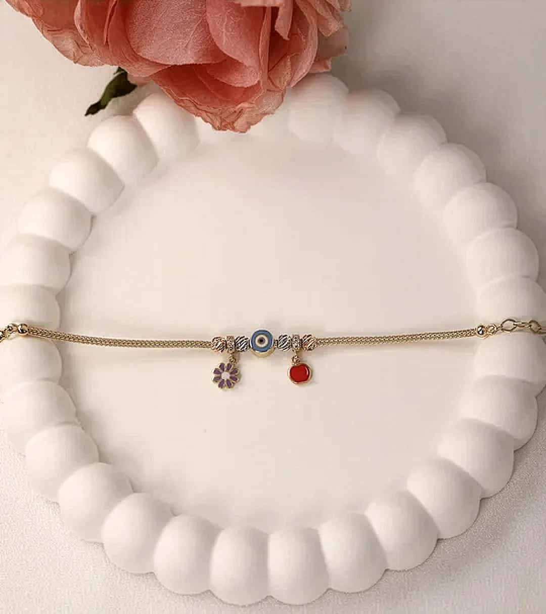 Elma ve Çiçek Charmlı Çocuk Bileklik görseli 2