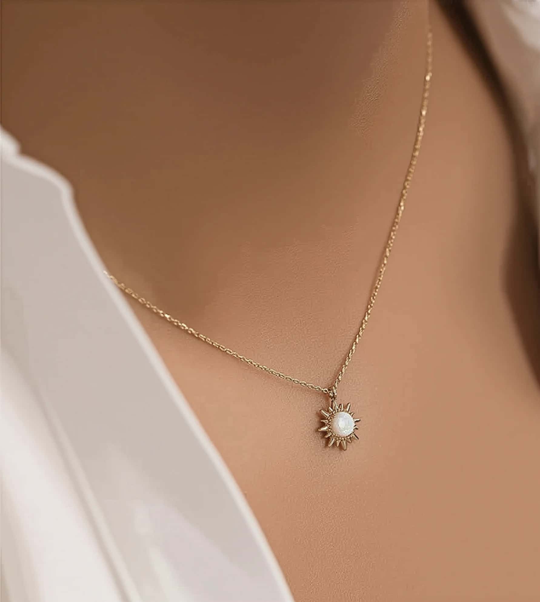 Opal Güneş Kolye görseli 1