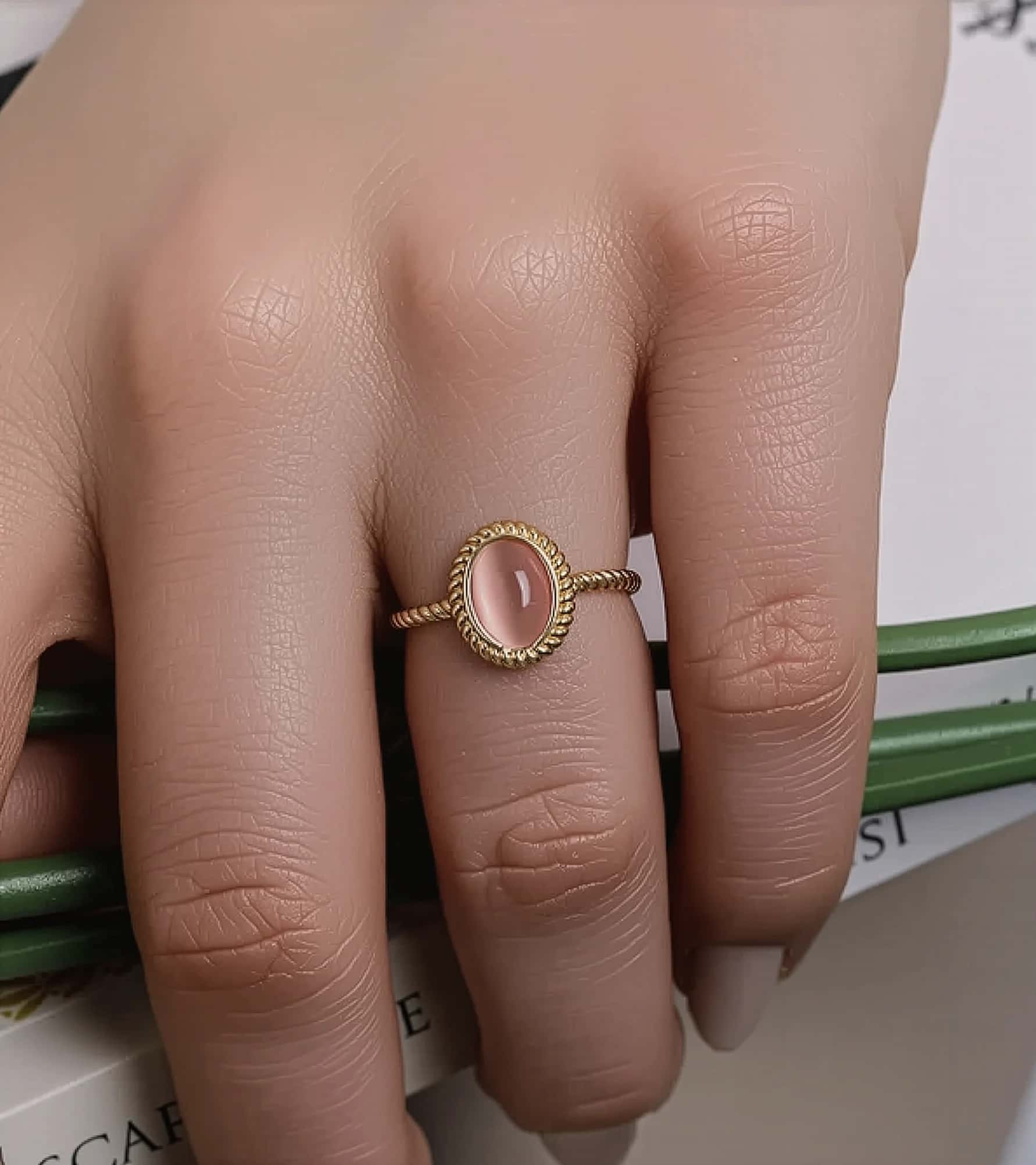 Pembe Taşlı Vintage Yüzük görseli 2