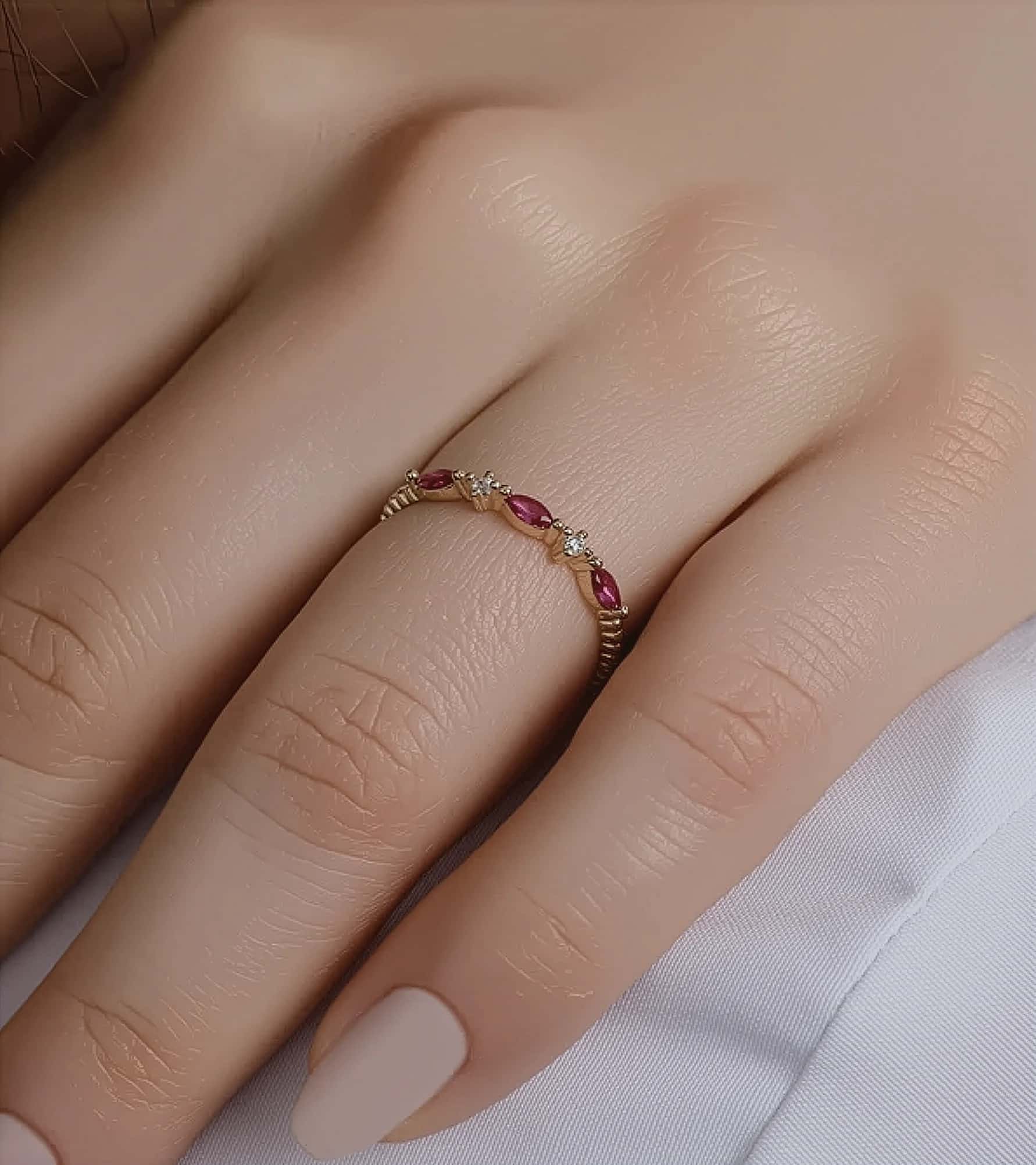 Pembe Taşlı Markiz Yüzük görseli 2